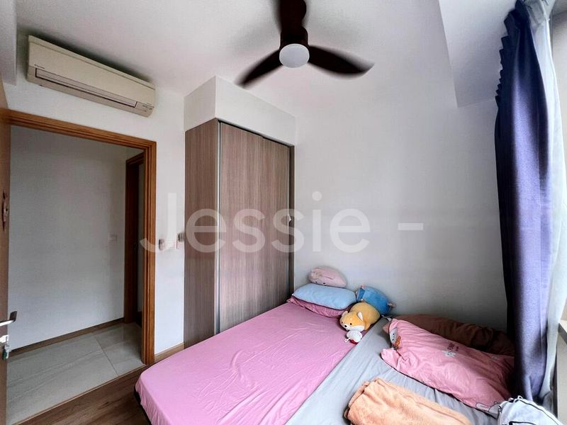3 Bed Condo for Rent in  The Vales - Image 5